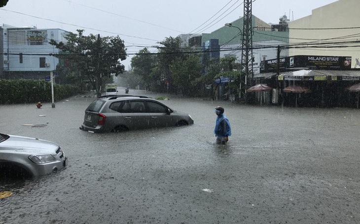Biển Đông có thể xuất hiện áp thấp nhiệt đới, đầu tuần sau miền Trung, Tây Nguyên mưa lớn
