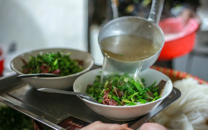 Thể hiện tình yêu 