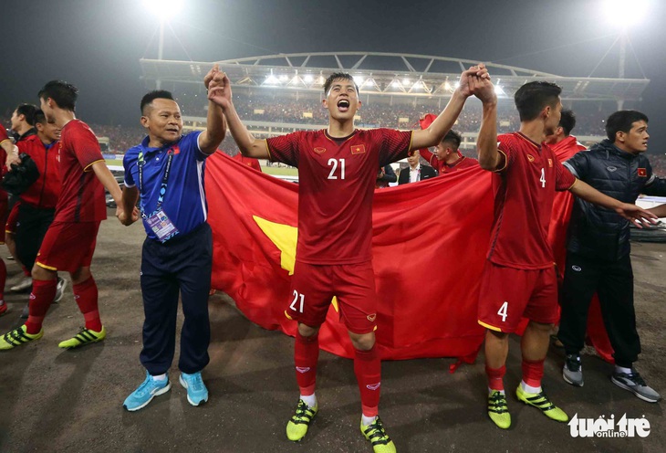 Ông Park hi sinh Đình Trọng tại ASIAN Cup 2019 - Ảnh 1.