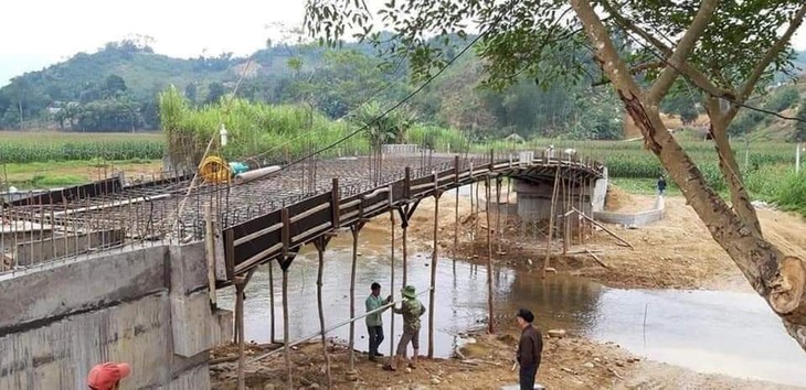 Thi công sai thiết kế, cầu Gốc Nụ bất ngờ đổ sập - Ảnh 3.