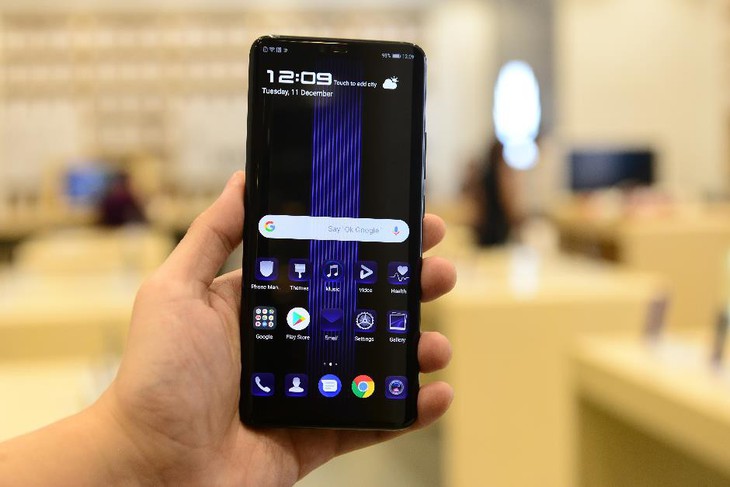 Trên tay Porsche Design Huawei Mate 20 RS: hội tụ công nghệ tối tân - Ảnh 5. Trên tay Porsche Design Huawei Mate 20 RS: hội tụ công nghệ tối tân - Ảnh 5.