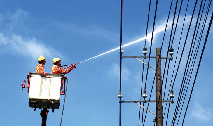 EVNSPC lên kế hoạch đảm bảo điện cho các ngày lễ, tết - Ảnh 1. EVNSPC lên kế hoạch đảm bảo điện cho các ngày lễ, tết - Ảnh 1.