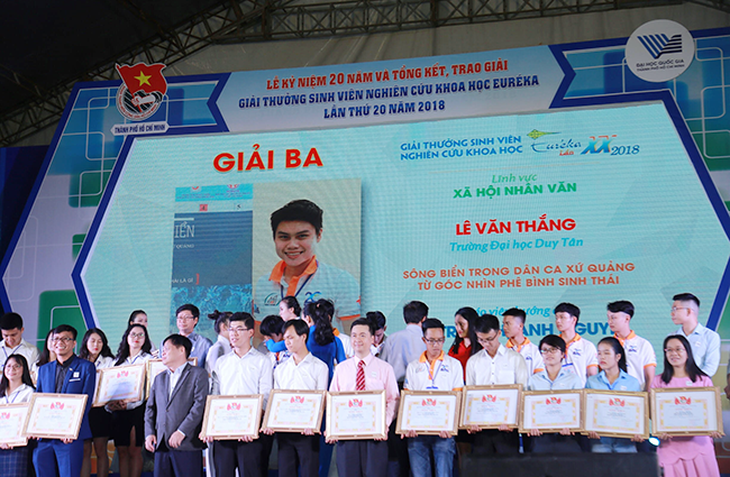 Sinh viên Duy Tân giành giải sinh viên nghiên cứu khoa học Euréka 2018 - Ảnh 1.