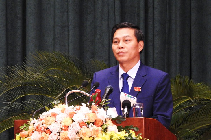 Chủ tịch UBND TP Hải Phòng bị nhắc giải quyết chuyện tái định cư - Ảnh 2. Chủ tịch UBND TP Hải Phòng bị nhắc giải quyết chuyện tái định cư - Ảnh 2.