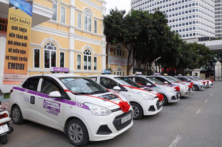 17 hãng taxi liên minh cạnh tranh với Grab - Ảnh 1.