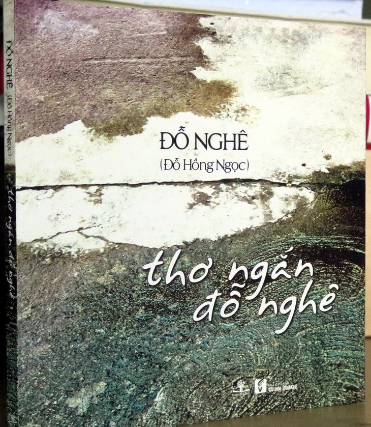 Và trong mắt nàng thời gian bốc khói... - Ảnh 1.