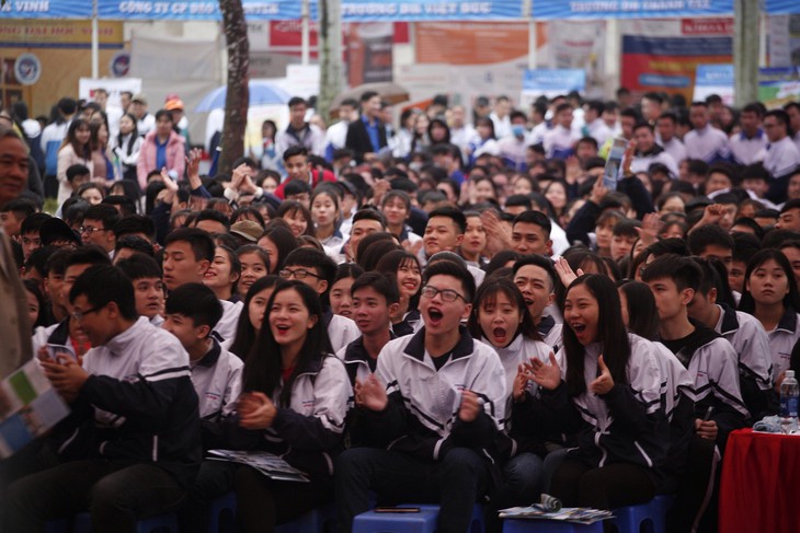 Thanh Hóa: sôi động với hàng ngàn học sinh - Ảnh 1.