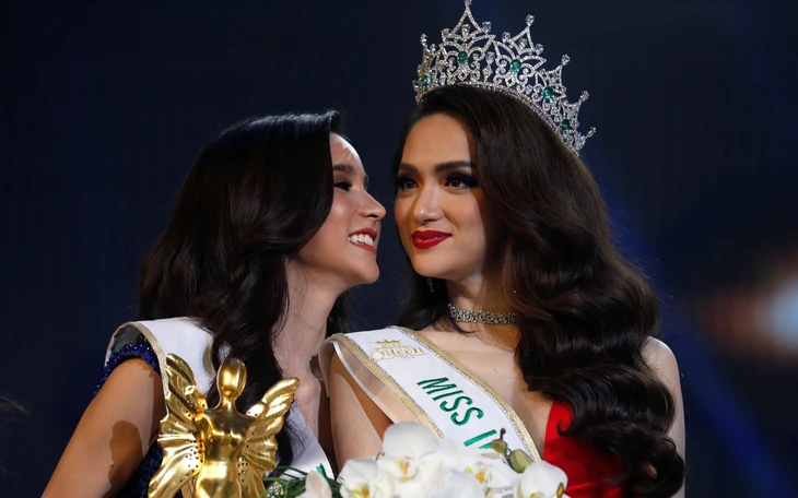 Hoa hậu chuyển giới Hương Giang thi Miss Universe: Xuất phát điểm không quyết định giới hạn - Ảnh 3.