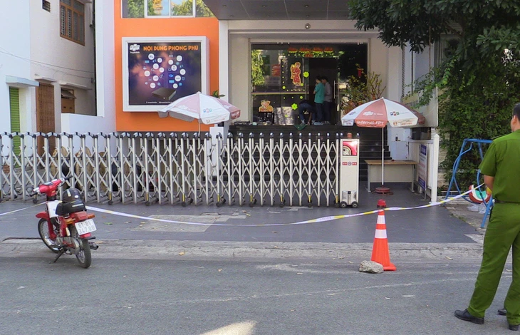 Bắt nghi phạm đâm chết nam bảo vệ Bệnh viện Đa khoa tỉnh Vĩnh Long - Ảnh 3.