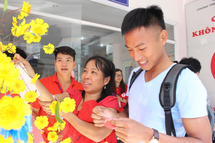 Hiến máu đầu năm, nhận lì xì may mắn - Ảnh 1. Hiến máu đầu năm, nhận lì xì may mắn - Ảnh 1.