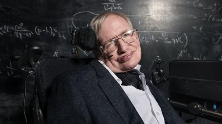 Nhà khoa học vũ trụ Stephen Hawking qua đời - Ảnh 1.