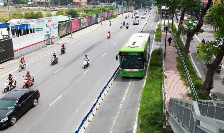buýt nhanh - Ảnh 2.