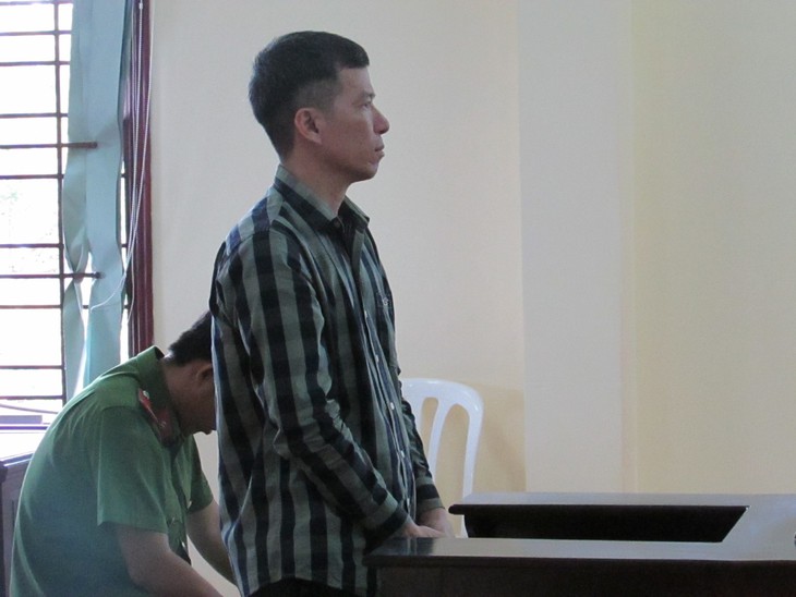 Bị dồn ép phải ra tay giết người, một nông dân lãnh 10 năm tù - Ảnh 1. Bị dồn ép phải ra tay giết người, một nông dân lãnh 10 năm tù - Ảnh 1.