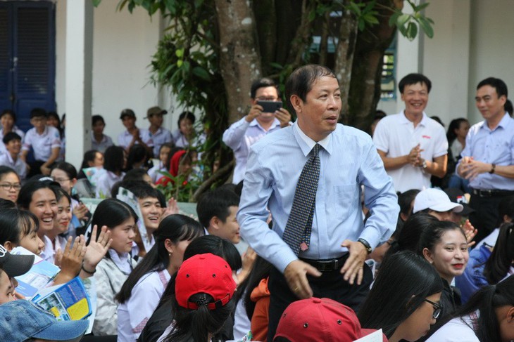 Sinh viên Phú Quốc không lo thất nghiệp - Ảnh 7. Sinh viên Phú Quốc không lo thất nghiệp - Ảnh 7.