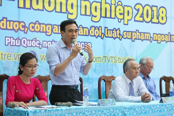 Sinh viên Phú Quốc không lo thất nghiệp - Ảnh 2. Sinh viên Phú Quốc không lo thất nghiệp - Ảnh 2.