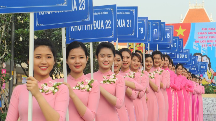 TP.HCM thi đua giải quyết các vấn đề bức xúc của dân - Ảnh 3. TP.HCM thi đua giải quyết các vấn đề bức xúc của dân - Ảnh 3.