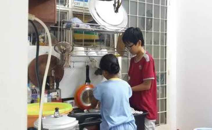 Lớp 8, con trai tôi biết làm hết việc nhà và cả nấu ăn - Ảnh 1. Lớp 8, con trai tôi biết làm hết việc nhà và cả nấu ăn - Ảnh 1.