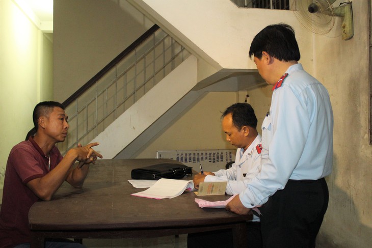 10 triệu tôm giống không kiểm dịch suýt vào Bạc Liêu, Cà Mau - Ảnh 1. 10 triệu tôm giống không kiểm dịch suýt vào Bạc Liêu, Cà Mau - Ảnh 1.