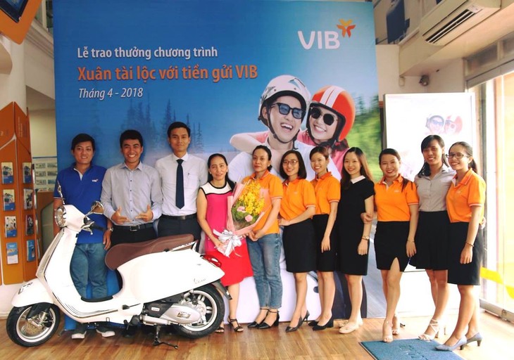 Gần 1.000 khách hàng trúng vàng khi gửi tiền tại VIB - Ảnh 2.