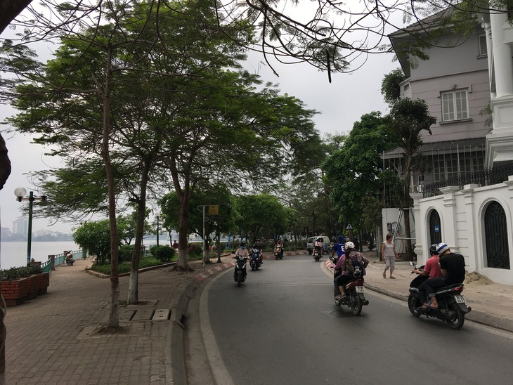 Miền Bắc chuyển rét và mưa rào diện rộng - Ảnh 1.