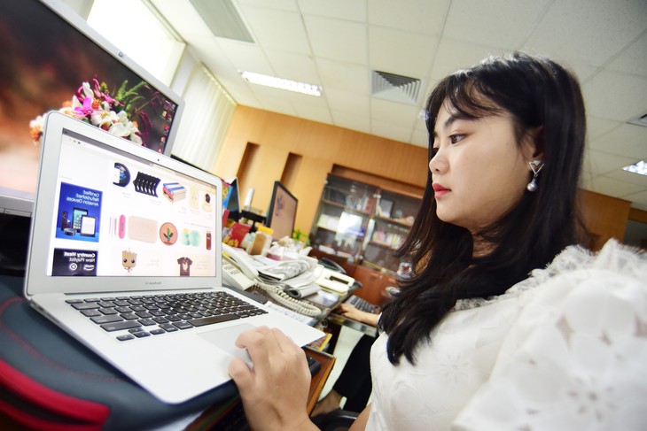 Chóng mặt với bán hàng online - Ảnh 1.