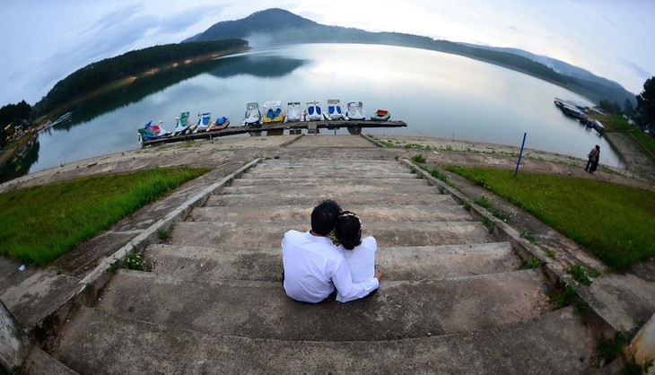 Tình yêu hiện đại: bình đẳng và tôn trọng - Ảnh 1.