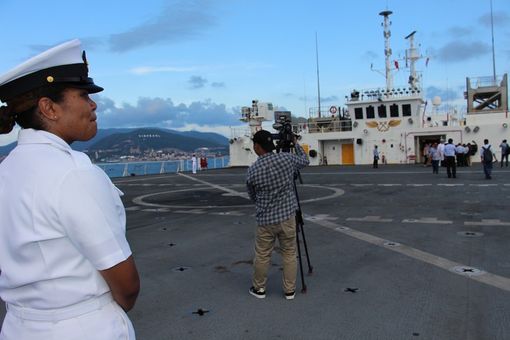 Siêu bệnh viện USNS Mercy của Hải quân Mỹ đến Nha Trang - Ảnh 25.