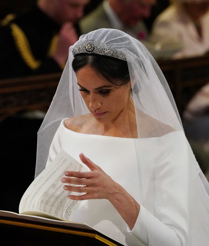 Những loài hoa tình yêu trong hoa cưới của Meghan Markle - Ảnh 3.