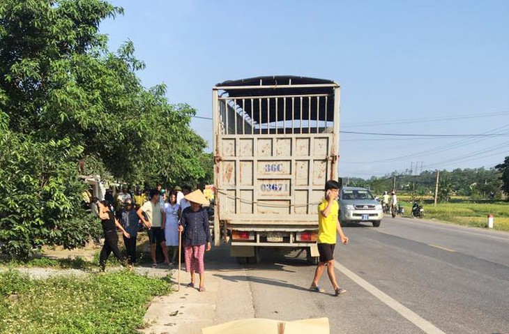 Thai phụ 9 tháng bị xe tải cán chết trên đường đến bệnh viện - Ảnh 1.