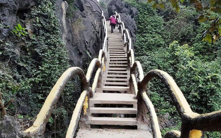 Di sản Tràng An: doanh nghiệp tháo không xong, Hoa Lư phải vào dỡ