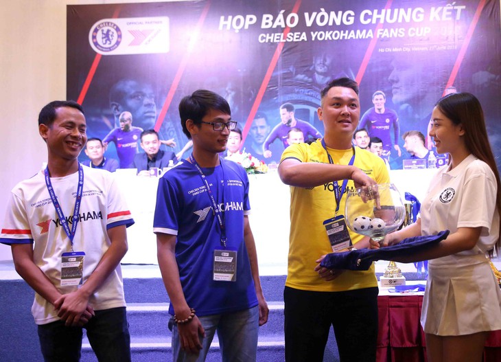 CLB Chelsea tổ chức giải bóng đá cho CĐV VN - Ảnh 2. CLB Chelsea tổ chức giải bóng đá cho CĐV VN - Ảnh 2.