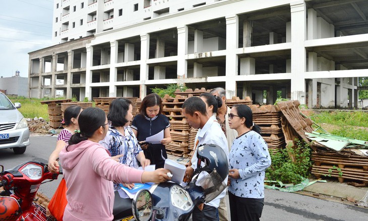 Cư dân lên ruột với tin chung cư mình ở bị đem đấu giá - Ảnh 1.