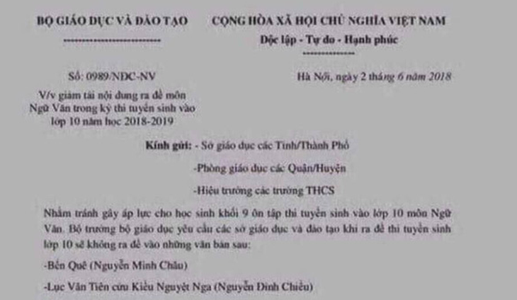 Bộ GD-ĐT: không có chuyện giới hạn kiến thức ra đề thi văn lớp 10 - Ảnh 1.