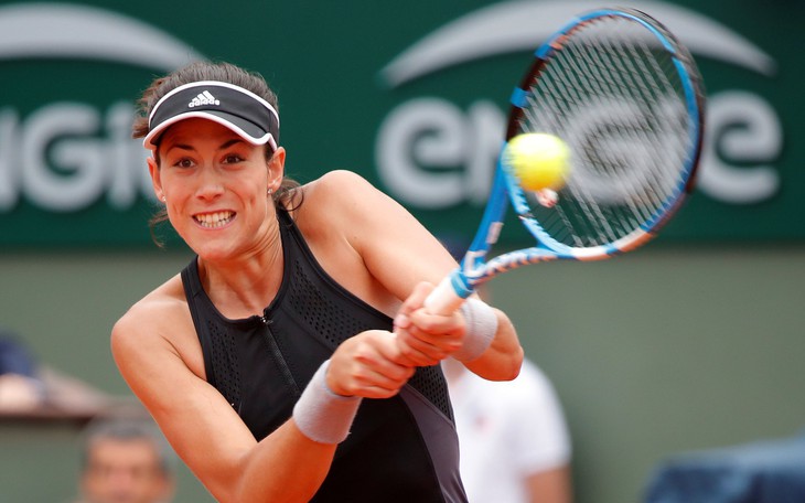 Thắng nhanh Sharapova, Muguruza gặp Halep ở bán kết Roland Garros