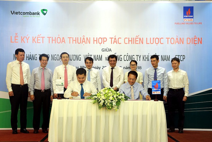 Vietcombank và PV GAS ký kết hợp tác chiến lược toàn diện - Ảnh 1.