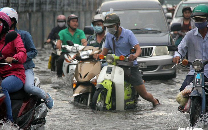 MC Tấn Tài: Xin hãy lắng nghe lời anh công nhân thoát nước