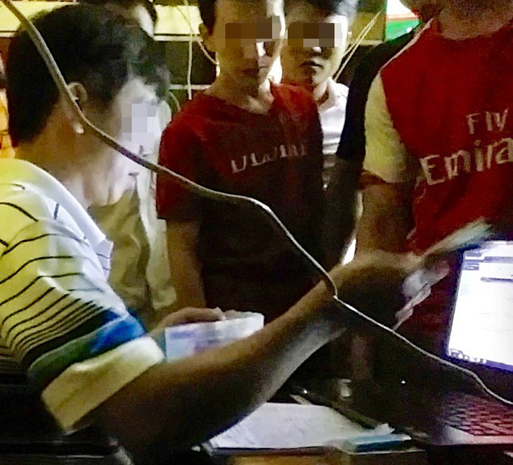 Cá độ mùa World Cup: Người chơi vui, kẻ kiếm cơm - Ảnh 1. Cá độ mùa World Cup: Người chơi vui, kẻ kiếm cơm - Ảnh 1.