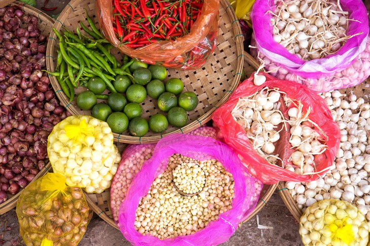 Cặp đôi rủ nhau bán hết tài sản, sống du mục mỗi nước 91 ngày - Ảnh 9. Cặp đôi rủ nhau bán hết tài sản, sống du mục mỗi nước 91 ngày - Ảnh 9.