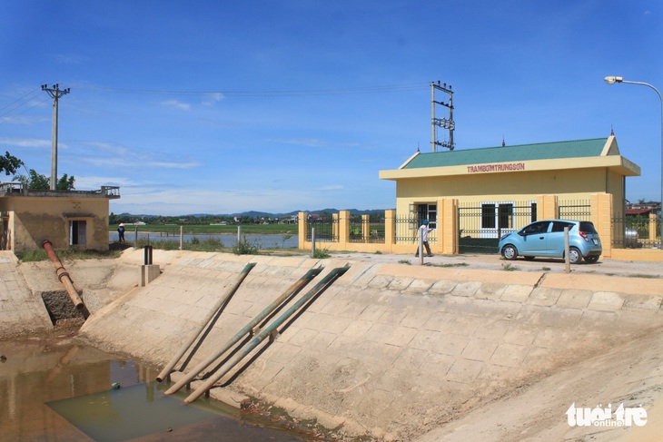 Nắng nóng kéo dài, Thanh Hóa lo mất gần 1.000ha lúa mùa - Ảnh 4.