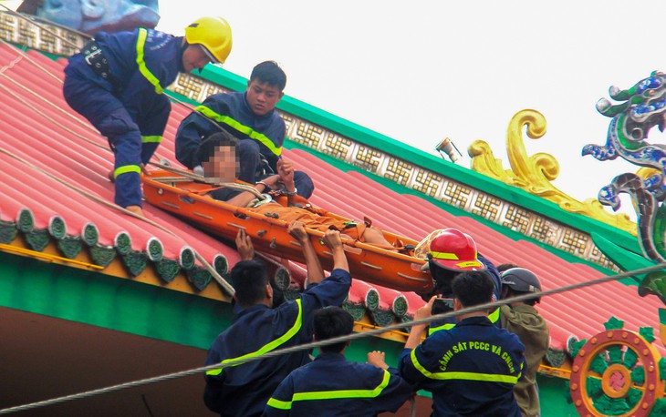 cứu nạn cứu nạn