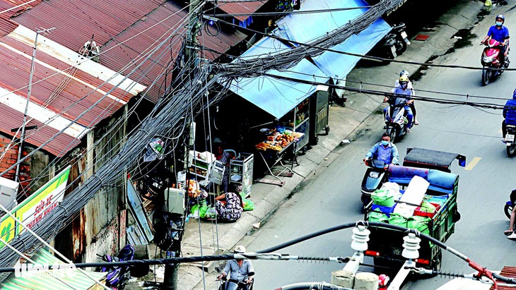 Cây Da Sà - Đất dữ một thời: Xóm phù dung - Ảnh 1.