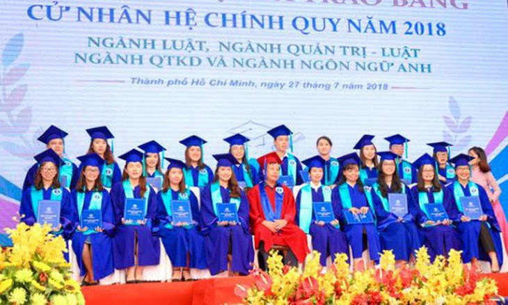 Trường ĐH đầu tiên hoàn tất tuyển sinh 2018 - Ảnh 1.