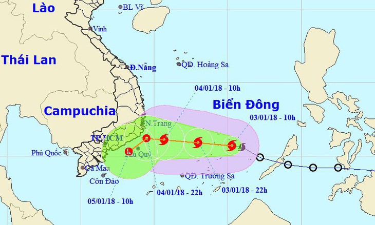 Bão gây gió giật cấp 10, cấm tàu thuyền ra khơi - Ảnh 2.