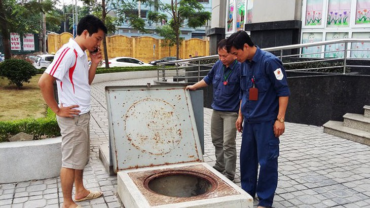 Hà Nội tổng kiểm tra chất lượng nước sinh hoạt - Ảnh 1. Hà Nội tổng kiểm tra chất lượng nước sinh hoạt - Ảnh 1.