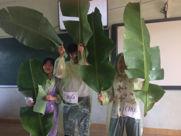 Diễn viên quần chúng khiến dân mạng cười té ghế - Ảnh 3. Diễn viên quần chúng khiến dân mạng cười té ghế - Ảnh 3.