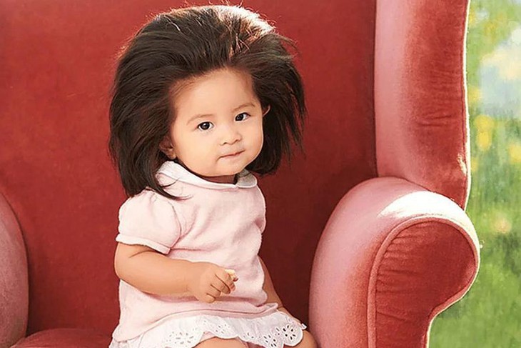 Bé gái Nhật 1 tuổi gây bão mạng với mái tóc bờm sư tử - Ảnh 1. Bé gái Nhật 1 tuổi gây bão mạng với mái tóc bờm sư tử - Ảnh 1.