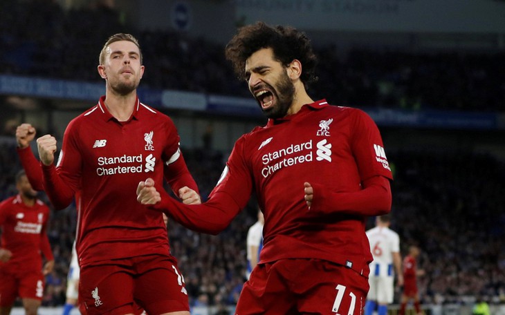 Salah ghi bàn duy nhất, Liverpool bỏ xa M.C 7 điểm