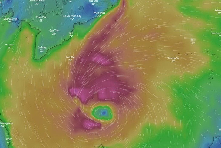 Bão cách Côn Đảo 360km, có thể mạnh thêm - Ảnh 2.