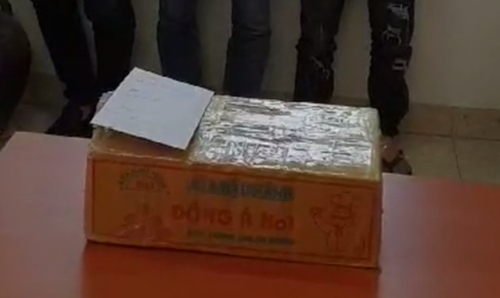 Bắt nhóm vận chuyển 7 bánh heroin từ Sơn La về Hà Nội - Ảnh 2. Bắt nhóm vận chuyển 7 bánh heroin từ Sơn La về Hà Nội - Ảnh 2.
