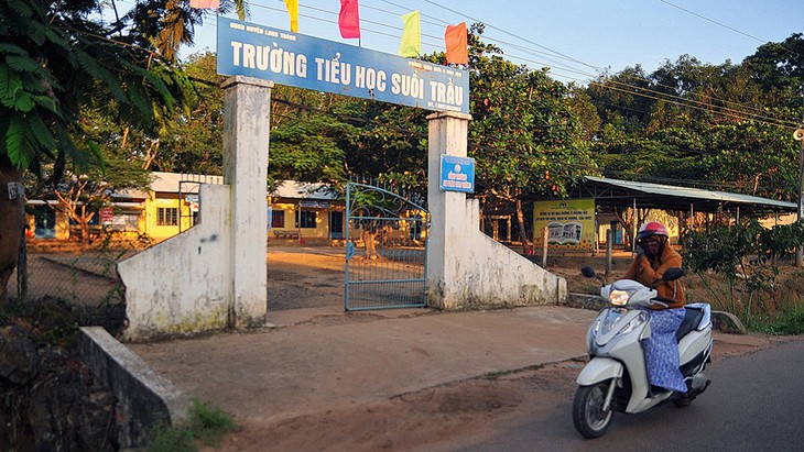 Xây sân bay Long Thành làm tăng nợ công - Ảnh 2.